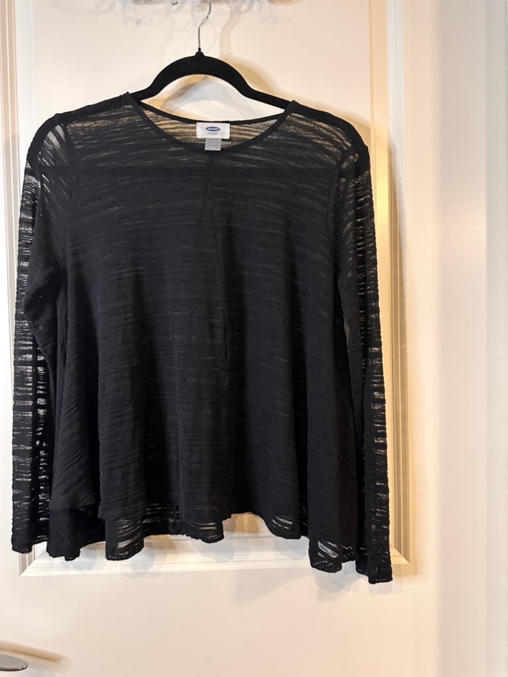 Old Navy Black Semi-Sheer Slub Knit Long Sleeve Swing Top - Size M